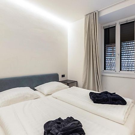 App 206 Palazzo Cavour Appartement Bozen Buitenkant foto