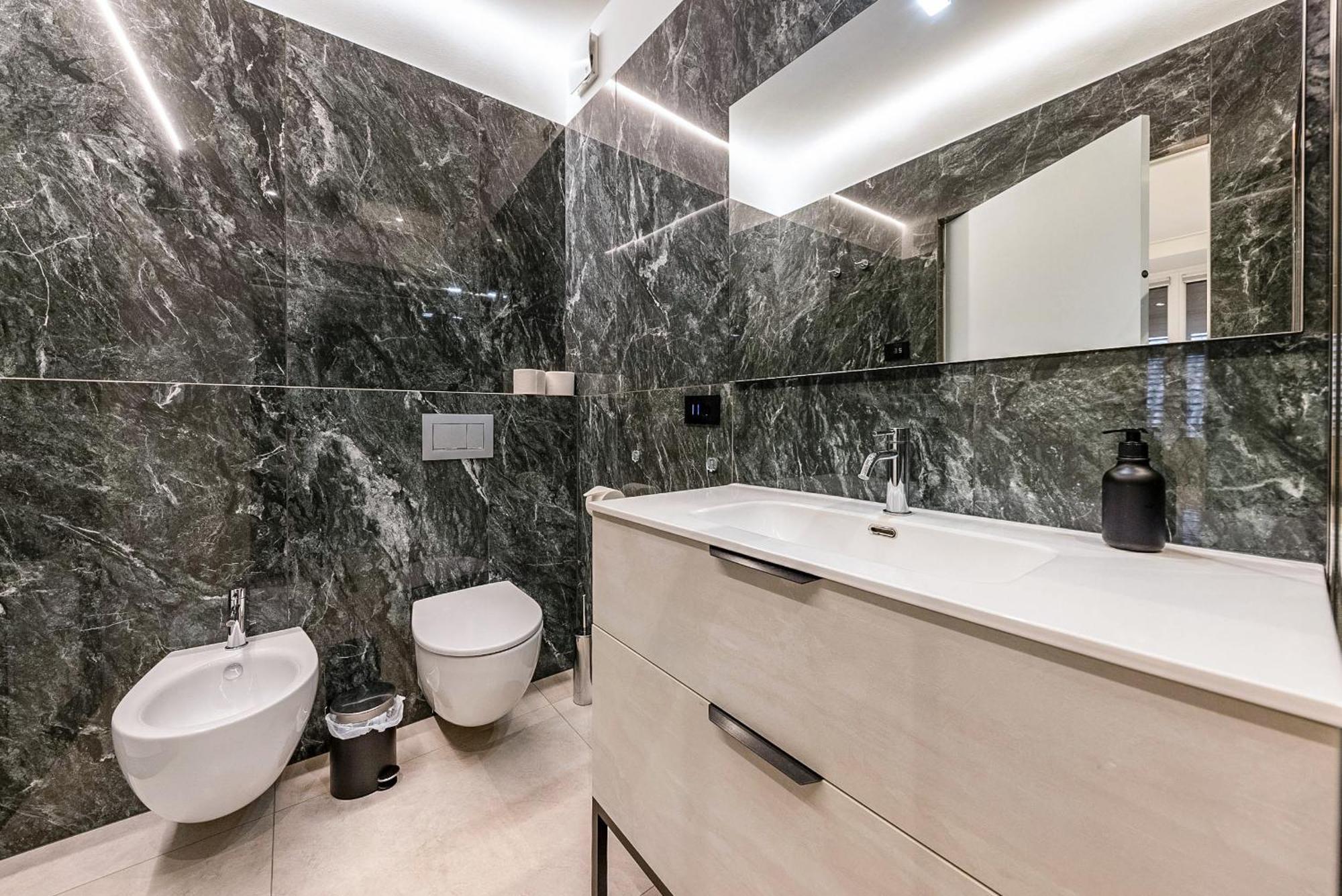 App 206 Palazzo Cavour Appartement Bozen Buitenkant foto